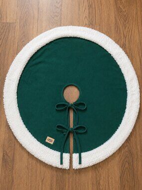 UGG Bliss Mini Christmas Tree Skirt Dark Green Faux Shearling 22" NWT